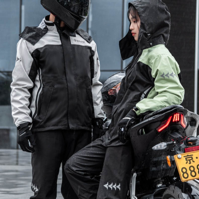 Conjunto de Jaqueta e Calças I - Cycling Commuter Rain Gear avaliação e preço